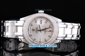 Rolex Day-Date Oyster Perpetual Chronometer Automatic with White Dial and Diamond Bezel--Diamond Marking-Small Calendar