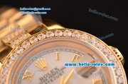 Rolex Datejust Swiss ETA 2671 Automatic Gold Case with White Dial Diamond Bezel and Roman Numeral Markers-Lady Size