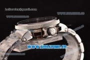 Ulysse Nardin Maxi Marine Chrono Swiss Valjoux 7750-SHG Automatic Steel Case/Bracelet with Black Dial and Roman Numeral Markers (EF)