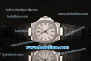 Patek Philippe Nautilus Swiss ETA 2824 Automatic Steel Case with Stick Markers and White Dial - 1:1 Original (ZF)