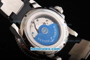 Ulysse Nardin Maxi Marine Automatic Movement Steel Case with White Dial and Black Rubber Strap