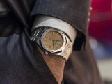 XF top replica AP watch Audemars Piguet Royal Oak series 15202BC.OO.1240BC.01 watch