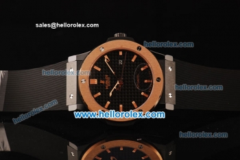 Hublot Classic Fusion Swiss ETA 2824 Automatic Ceramic Case with Rose Gold Bezel and Black Carbon Fiber Dial -1:1 Original