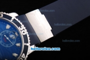 Ulysse Nardin Maxi Marine Automatic Movement Steel Case with Blue Dial and Blue Rubber Strap