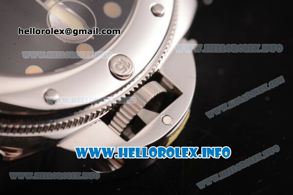 Panerai Luminor Submersible Automatic Acciaio PAM 024 Swiss Valjoux 7750 Automatic Steel Case with Black Dial and Rubber Strap - Dot/Arabic Numeral Markers (KW) - Click Image to Close