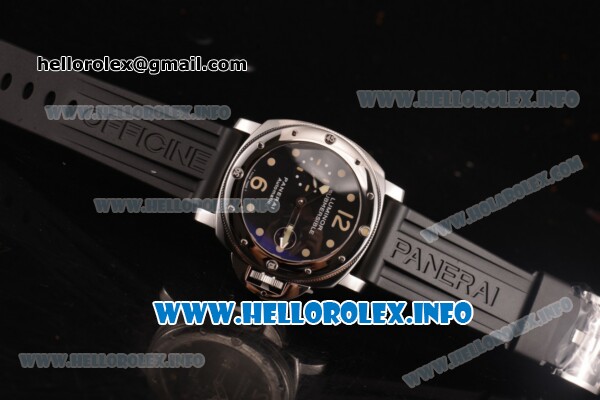 Panerai Luminor Submersible Automatic Acciaio PAM 024 Swiss Valjoux 7750 Automatic Steel Case with Black Dial and Rubber Strap - Dot/Arabic Numeral Markers (KW) - Click Image to Close